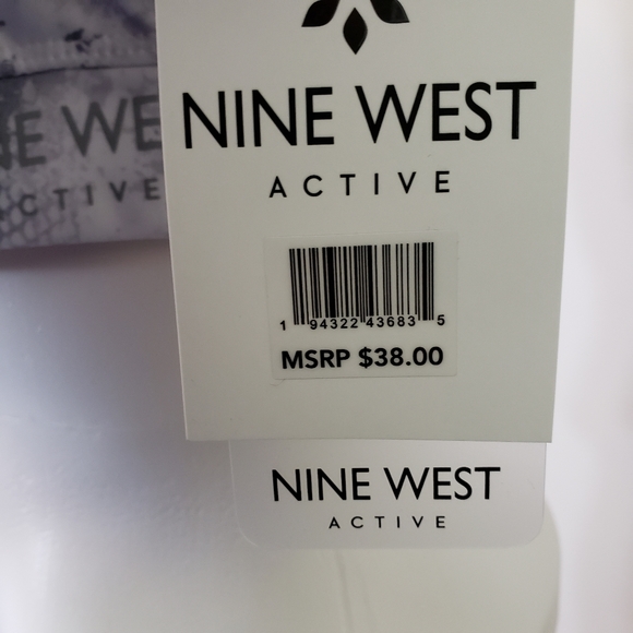 Nine west Active bra SnakeprintMSRP 38.00 - Picture 4 of 6